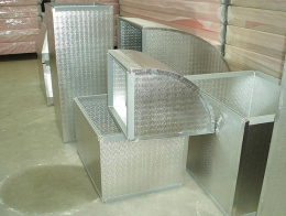 風(fēng)板材料及制作安裝